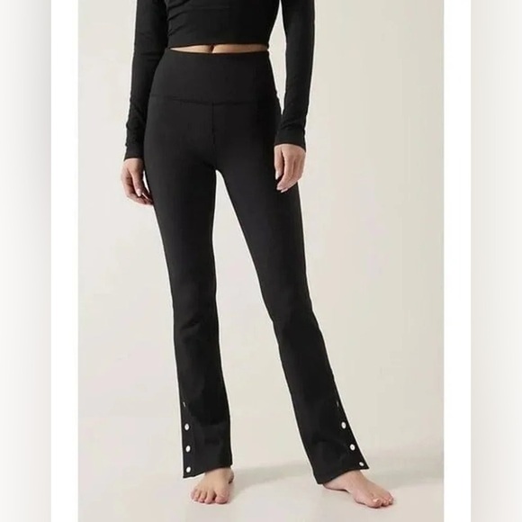 Athleta Pants - Athleta Elation Rib Snap Pant in Black